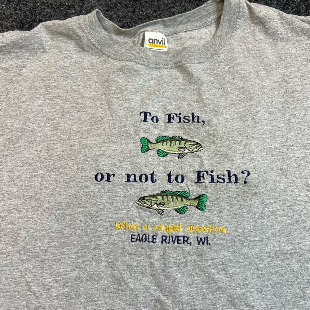 Vintage Fishing Tee 2XL Eagle River WI Graphic Shirt Outdoors Humor